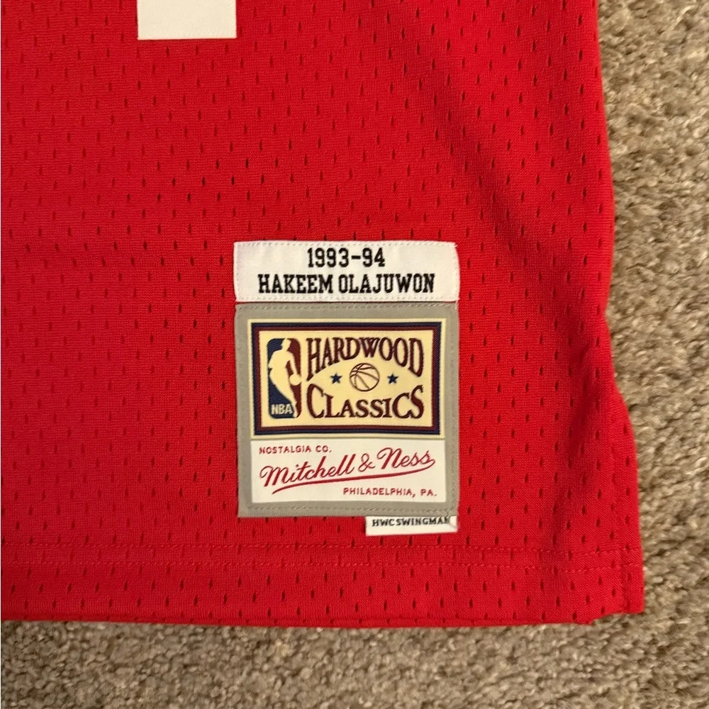 Mitchell & Ness Hakeem Olajuwon Houston Jersey - Picture 5 of 6